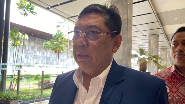 PDIP Beri Catatan Jelang 1 Tahun Prabowo, Singgung Danantara hingga MBG - Update 1