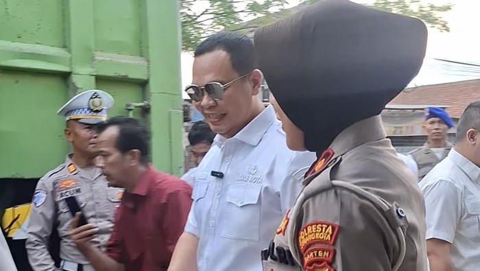 Serang Terapung, Truk Berlalu? Warga Kramatwatu Protes!