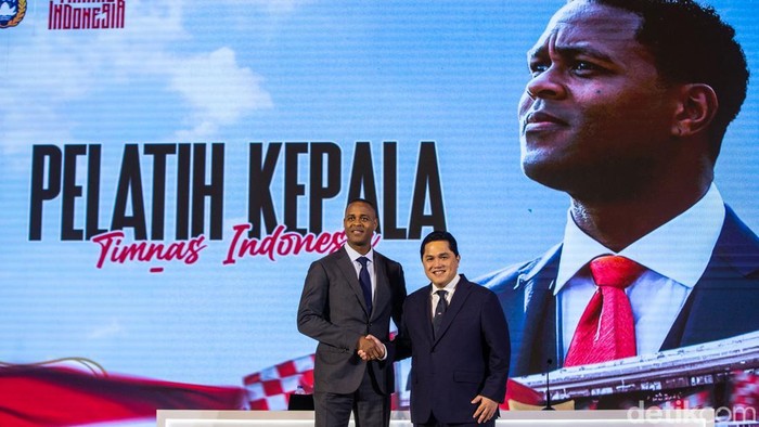 [Ucapan Terima Kasih Erick Thohir buat Patrick Kluivert: Kisah Persahabatan di Balik Skor]
