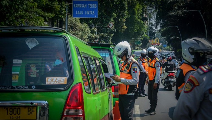 **Bogor Siap Ganti 1.940 Angkot Tua, Mulai 2026!**