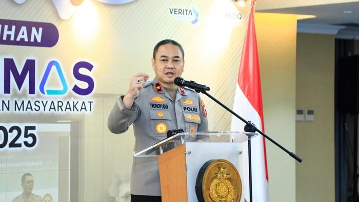 Personel Bidhumas Polda Riau Terima Pelatihan Komunikasi Modern melalui SiPenmas