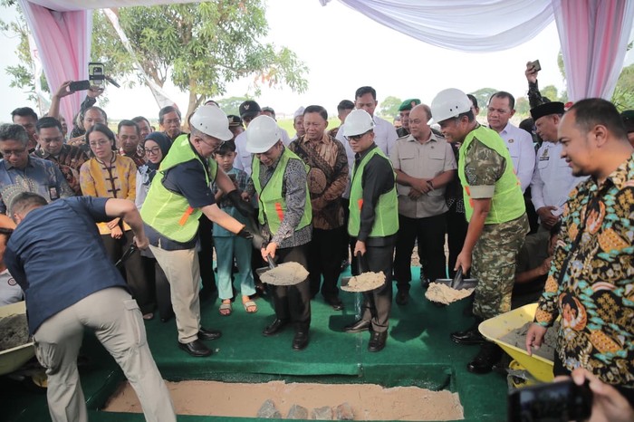 Mendes & Wakil Panglima TNI Resmikan Kopdes Merah Putih, Langkah Nyata Mewujudkan Desa Adipura