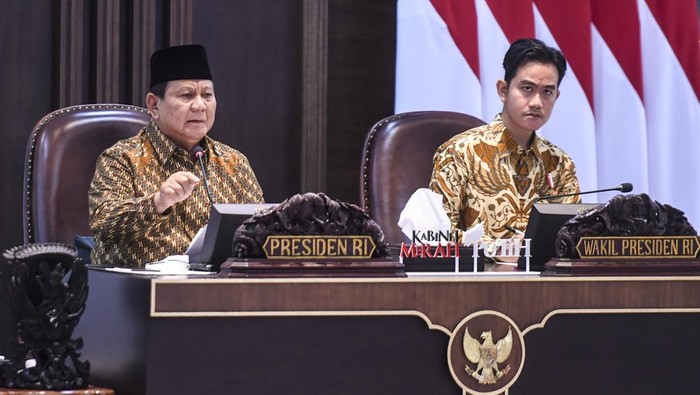 **Survei Poltracking: Kinerja Prabowo-Gibran Dapat Nilai 78,1%, Apa yang Membuatnya Menonjol?**