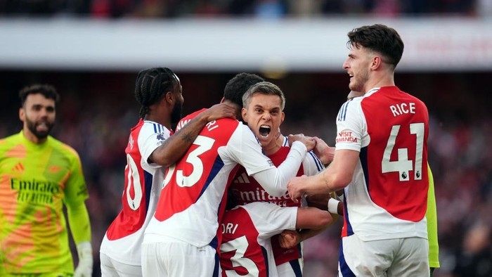 Trossard: Arsenal Mencetak Gol dari Bola Mati, Namun Tetap Menantang