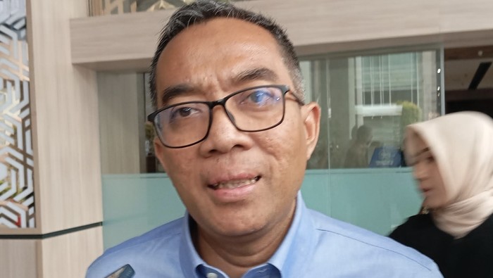 **Mendikti Ungkap Arahan Prabowo: Peningkatan SDM untuk Dukung MBG, Fokus pada STEM**