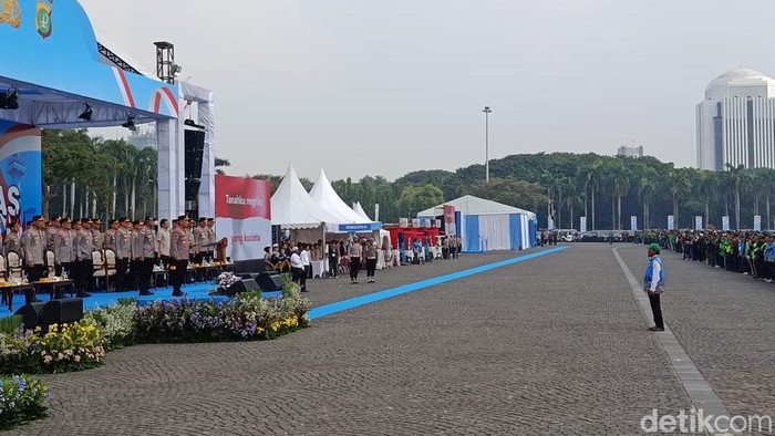 **Ojol Berjanji Jaga Keamanan Jakarta, Deklarasi di Hadapan Kapolri**