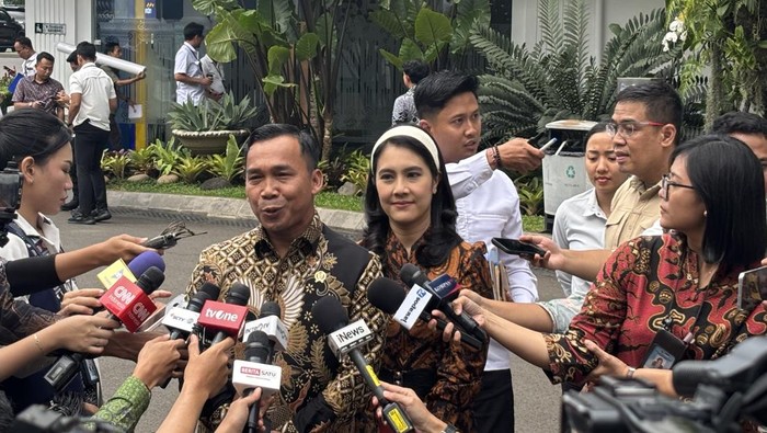 **Menteri-menteri Siap Hadiri Sidang Kabinet Pertama Prabowo-Gibran di Istana**