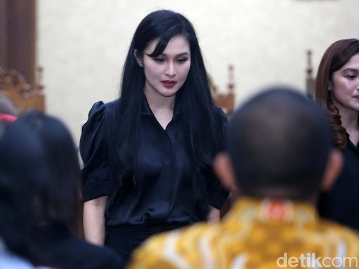 Kejagung Menanggapi Gugatan Sandra Dewi atas Tas Mewah dan Mobil: Apakah Ada Kebangkitan Hukum?