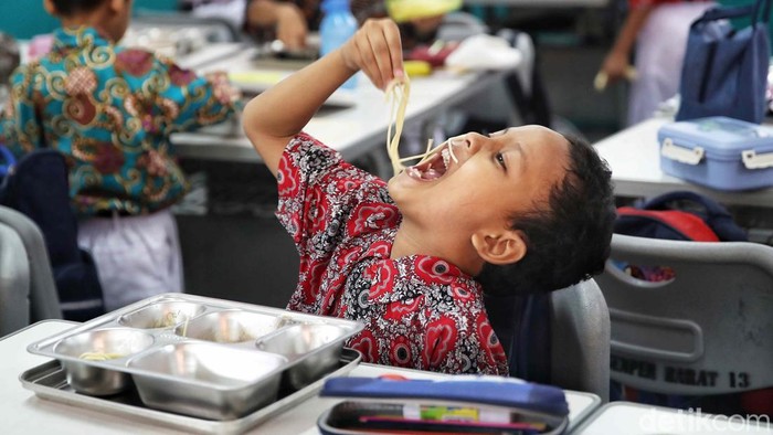 Perpres MBG Dinanti, Soal Jam Masak Jadi Fokus