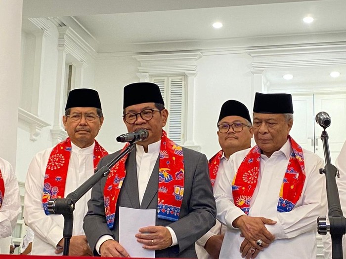 Pramono Cerita Momen Siapkan Keppres Hari Santri Saat Jadi Seskab Era Jokowi - Update 1