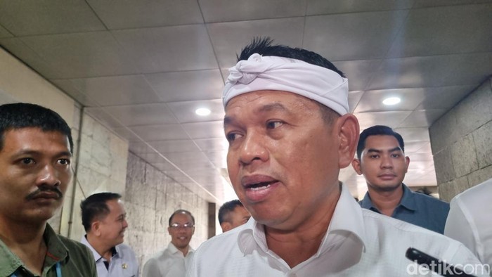 **Bukan Duit Ngendap, Gubernur Jabar Terangkan Dana Triliunan untuk Peningkatan Ekonomi**