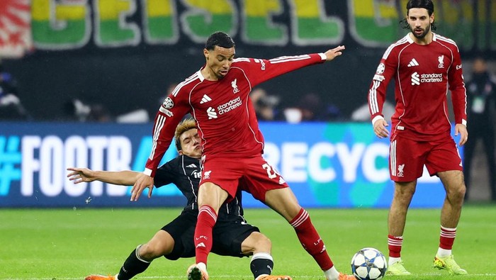 Liverpool Bangkit dari Tertinggal, Ungguli Eintracht 3-1 di Babak I