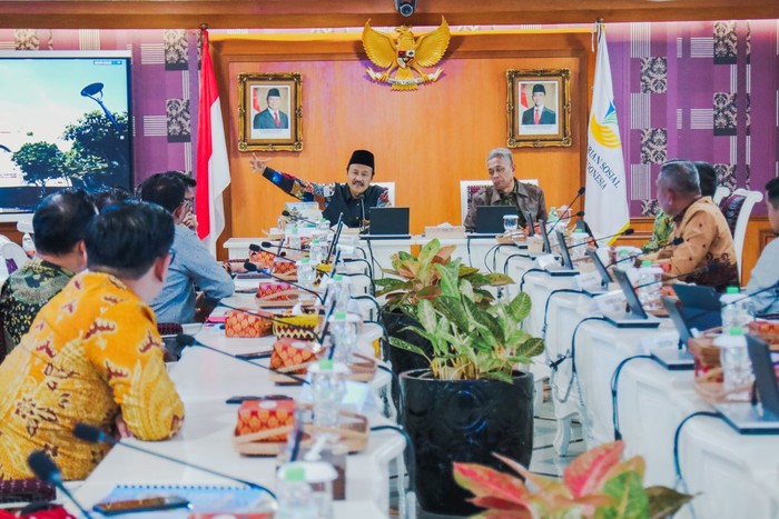 Gus Ipul Ajak Pemda Optimalkan Puskesos sebagai Pusat Layanan Sosial - Update 1