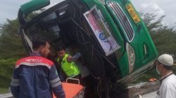 Tragedi Bus Wisata di Tol Pemalang: 4 Jiwa Hilang, 13 Luka, Apa yang Terjadi?