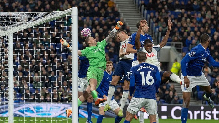 **Everton Vs Tottenham: Kemenangan 3-0, The Lilywhites Raih Tempat di Tiga Besar**