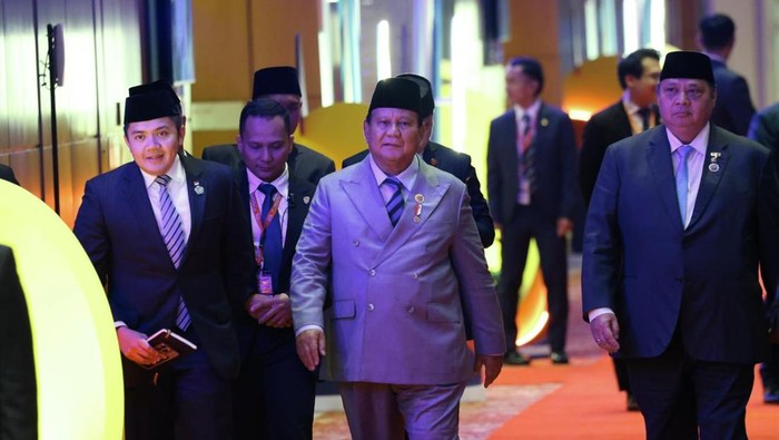 **Prabowo Sebut Kebutuhan ASEAN Bersatu di KTT ke-47: Tegakkan Hukum Laut Internasional!**