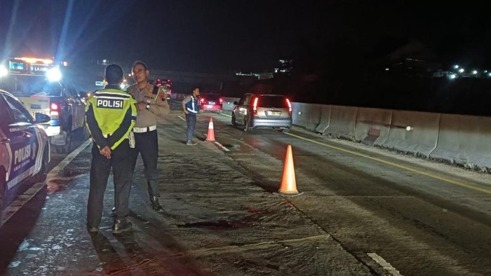 3 Orang Tewas, 20 Luka Imbas Bus Terguling di Tol Batang, Korban Mengharukan!