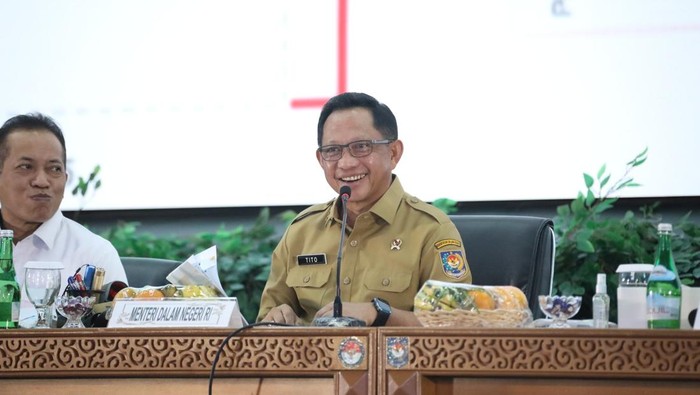 Ingatkan Program Prabowo, Mendagri Minta Pemda Jalankan Kopdes Merah Putih - Update 1