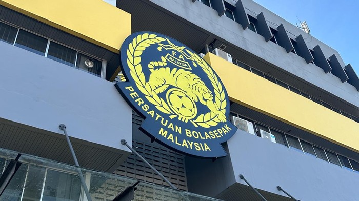 **Malaysia Pilih Mantan Ketua MA, Tun Md Raus Sharif, Investigasi Skandal Naturalisasi 7 Pemain**