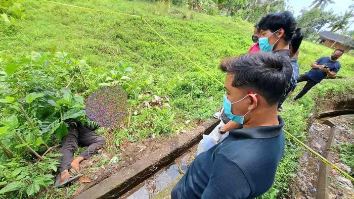 **Misteri Maut Mandor di Gianyar: Ditemukan Tewas dengan Luka Memar dan Gergaji di TKP**