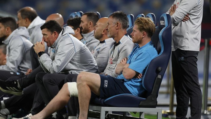 **Duh! De Bruyne Absen Beberapa Bulan, Napoli Kehilangan Pemain Kunci**