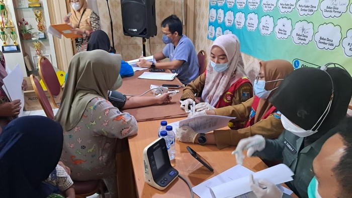 **Dekat Kawasan Terpapar Radioaktif, Ratusan Warga Cikande Cek Kesehatan, Apakah Ancaman Cs-137 Berakhir?**