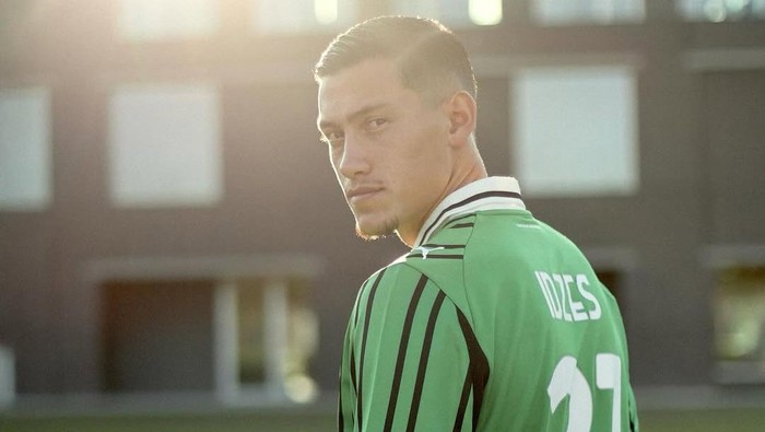 **Pengorbanan Indah Jay Idzes yang Membuatnya Menjadi Bek Tengah Handal**