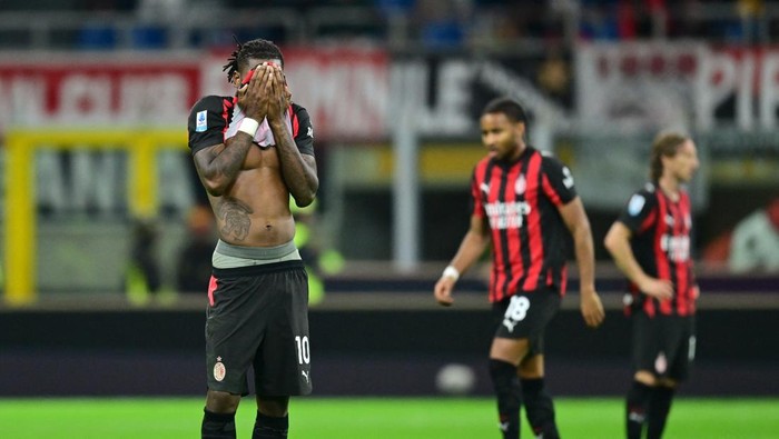 **Milan Disebut Malah Lebih Sip Tanpa Rafael Leao: Opini Legenda Rossoneri**