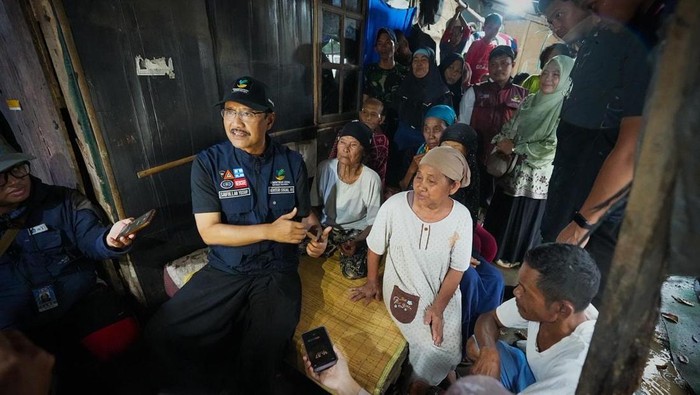 Jelang Hari Pahlawan, Mensos Dukung Pemulung Bantar Gebang dengan Doa Bersama