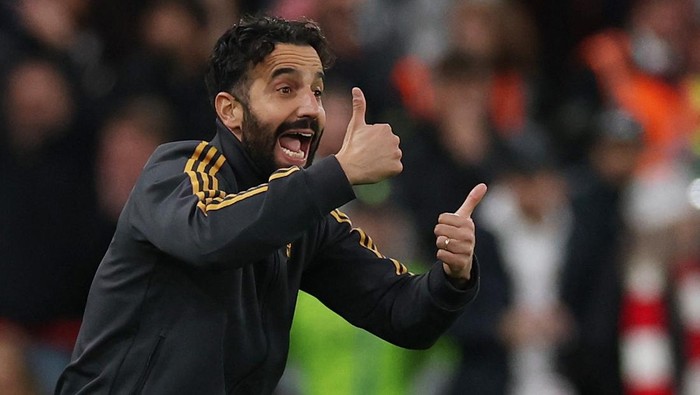 Diimbangi Nottingham Forest, Man United Kehilangan Kendali dalam 5 Menit