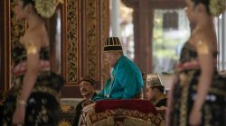 “Duka Raja Solo PB XIII Mangkat: Tragedi Beruntun dalam Sejarah”