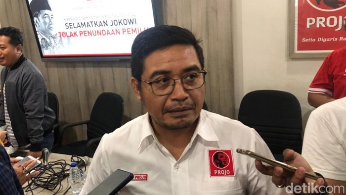 [Projo Persilakan: Budi Arie Siap Gabung Gerindra, Apa Reaksi Publik?