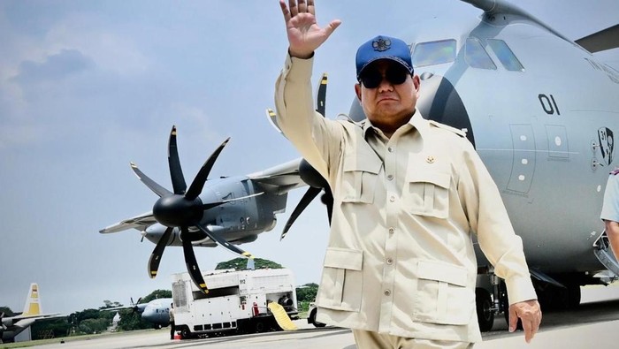 **Prabowo: Airbus A400M TNI AU Berpotensi Jadi Tanker Udara, Ini Implikasinya!**