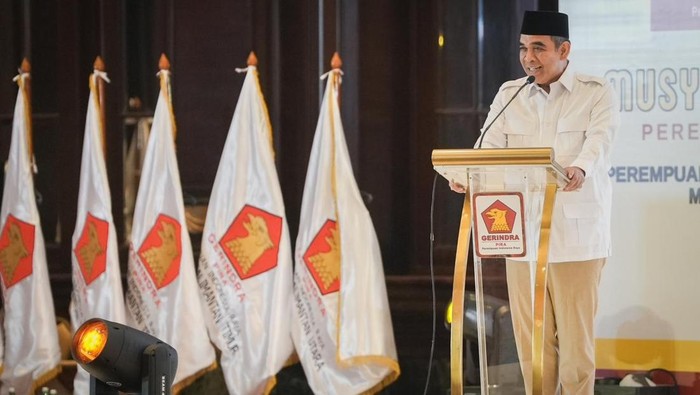 **Muzani: Gerindra Terbuka untuk Budi Arie, Namun Apakah Ini Langkah Strategis?**