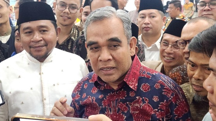 Muzani Prihatin Gubernur Riau Abdul Wahid Kena OTT: Pelajaran untuk Semua - Update 1