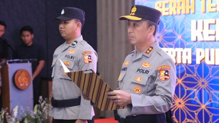 Kadiv Humas Polri Pimpin Sertijab Karo Multimedia, Tekankan Soliditas dalam Perubahan Jabatan