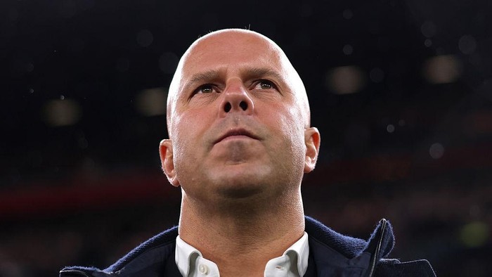 **Liverpool Bertekad Konsisten, Arne Slot Targetkan November Berhasil**