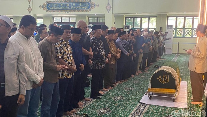 Antasari Azhar Is Back? Masyarakat Serpong Heboh dengan Peristiwa Hening!