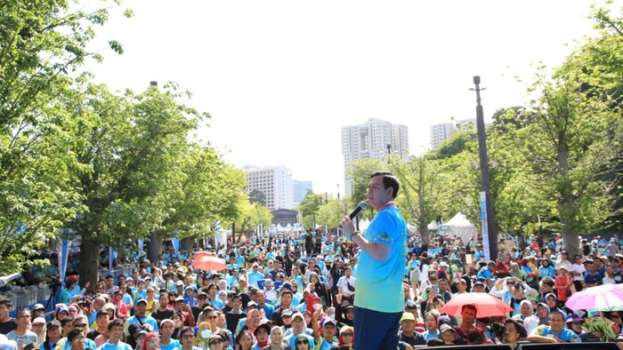 Funwalk DPD: Rekor MURI Baru, Sultan Proklamirkan 9 November Sebagai Hari Demokrasi Hijau!