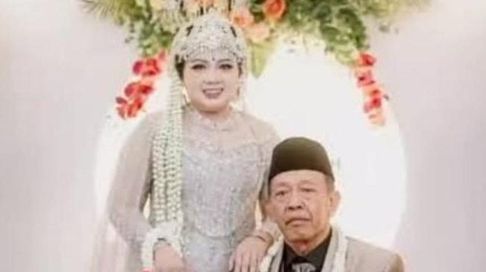 **Diklarifikasi Polisi, Mbah Tarman Akui Cek Rp 3 Miliar dari Mahar Nikah Hilang!**