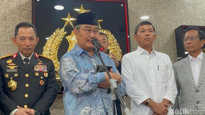 Jimly: Kapolri Jadi Jembatan Reformasi, Gugat Transformasi Polri!