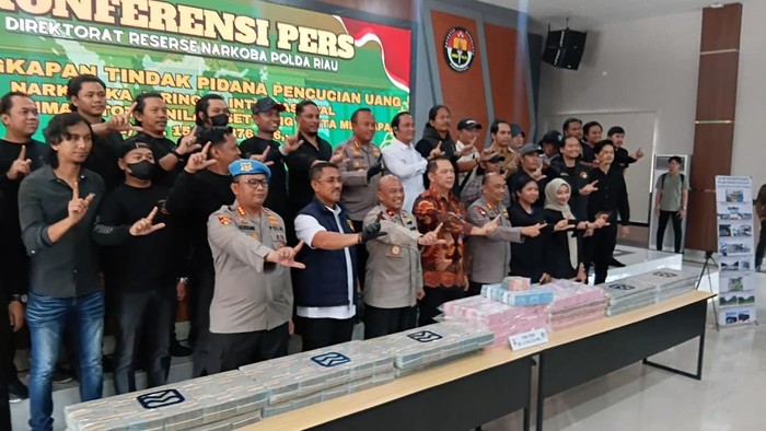 Polda Riau Berantas Narkoba, Bandar Ketinggalan Aset Rp 15 Miliar Disita!