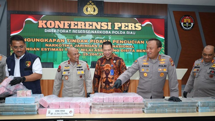 Polda Riau Tangkap Bandar Narkoba Miliaran, Ternyata Residivis!