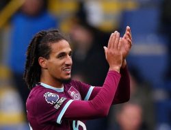 Eks Pemain MU Dituduh Ludahi Fans, FA Turun Tangan!