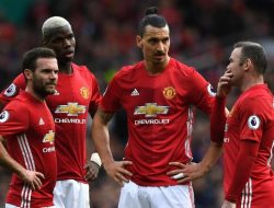 **3 Rekrutan MU yang Goyangkan Karier Rooney**