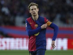 De Jong: Masa Depan Barcelona di Liga Champions Terancam?