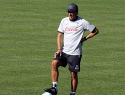 [Pemain-pemain Napoli Nggak Suka Metode Latihan Conte, Apakah Ini Akhir dari Era Conte di Napoli?]