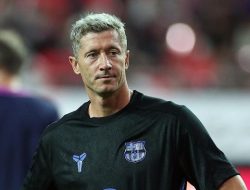 Lewandowski Tepis Rumor Mau Pergi di Januari, Klub Ini Pastikan Kontraknya Aman!