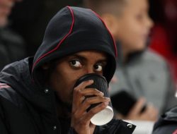 Isak Akui Frustrasi karena Cedera, Impak Besar pada Kinerja Tim