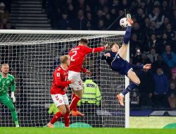“Gol-gol Indah yang Bawa Skotlandia Lolos Dramatis ke Piala Dunia: Tontonan yang Mencengkeram!”